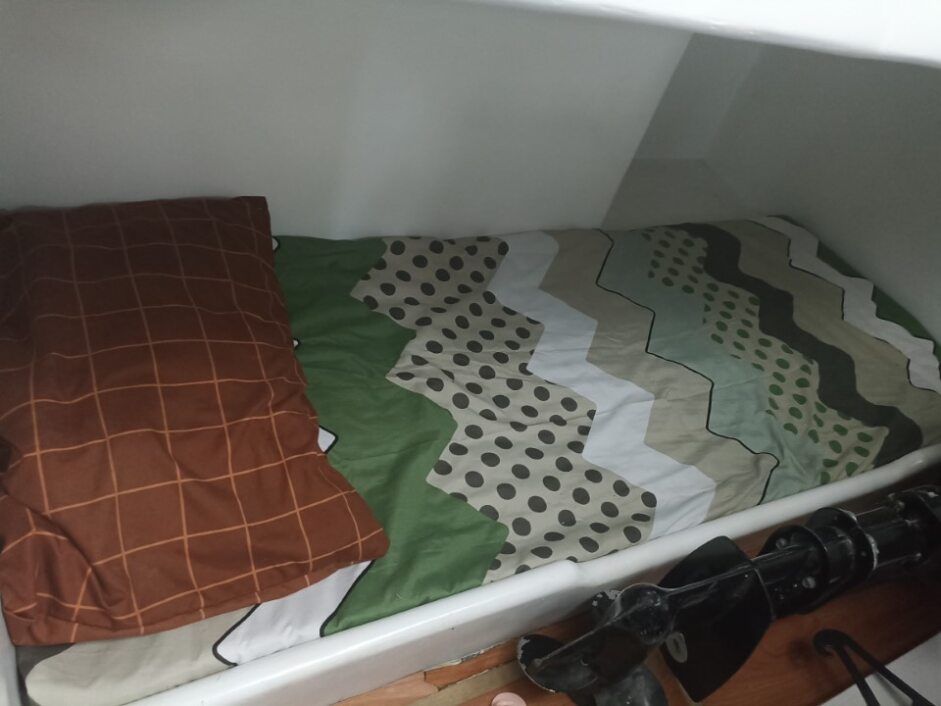 Tempat Tidur